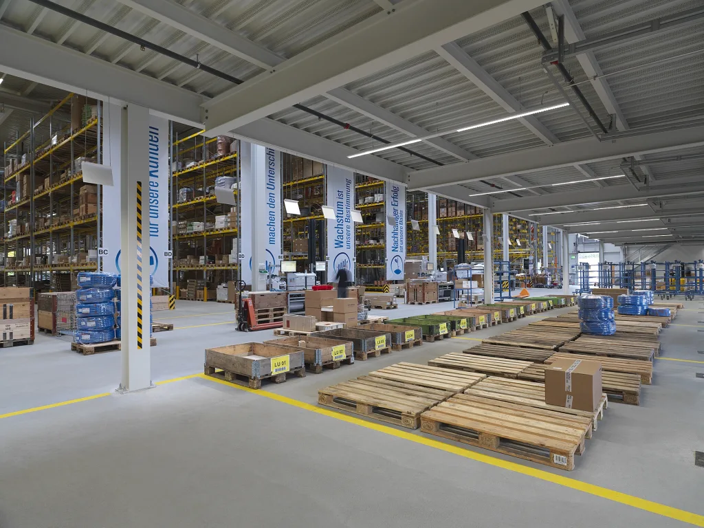 162083 Logistikzentrumrothenburg 67899