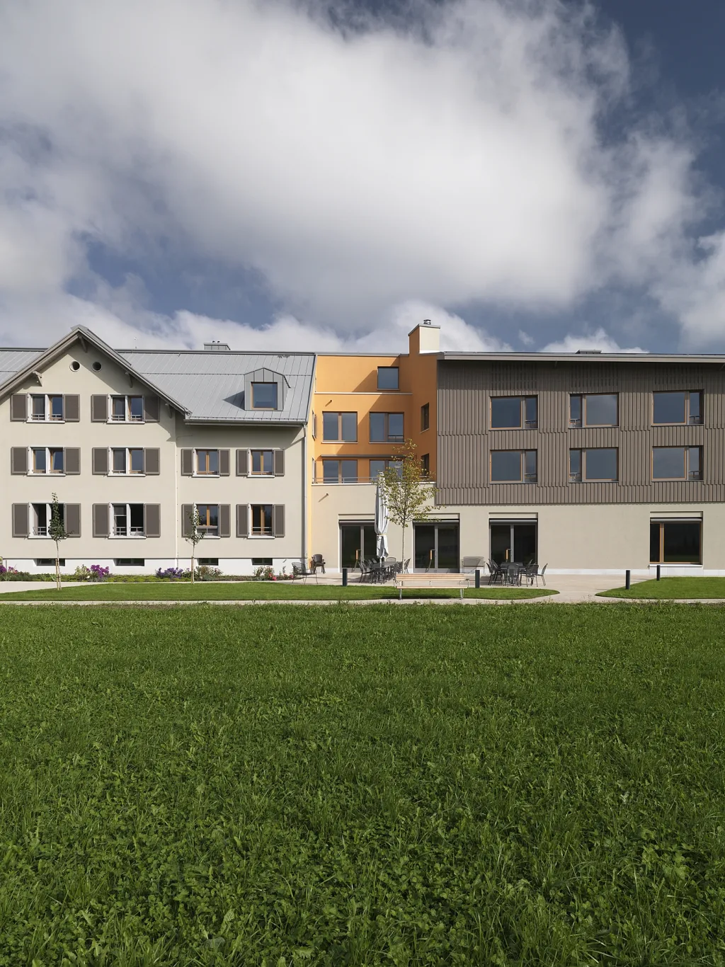 142103 Lindenbaum 47027