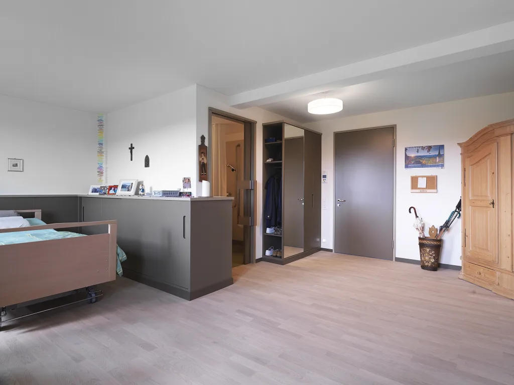 142103 Lindenbaum 47429