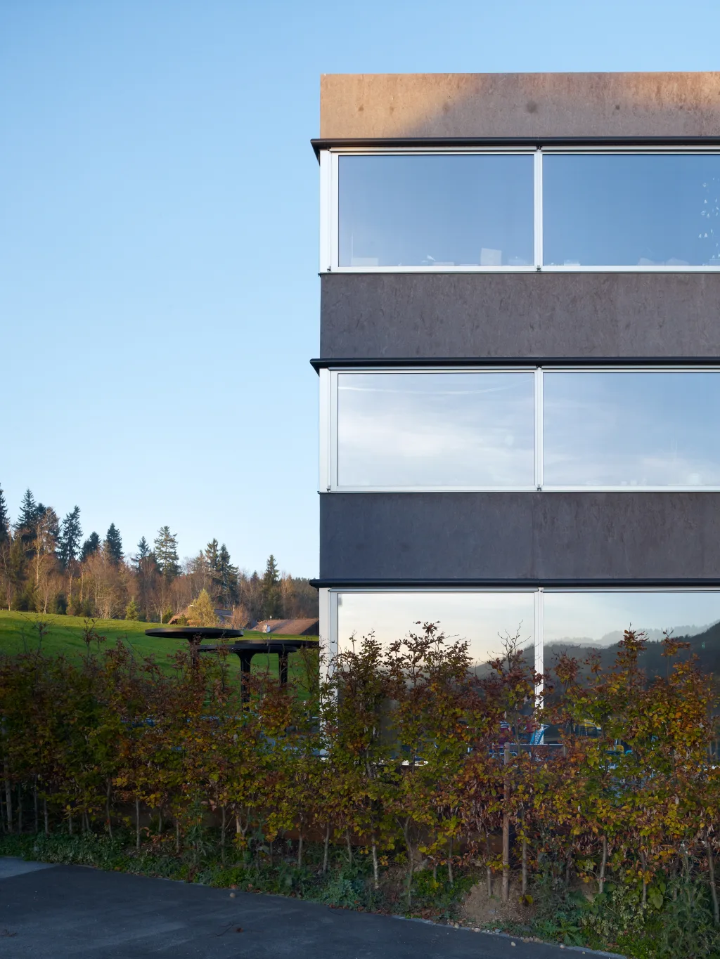 02 Kit Werkstattgebaeude Landscheide Schoenengrund Suedwestfassade  Ruedi Walti